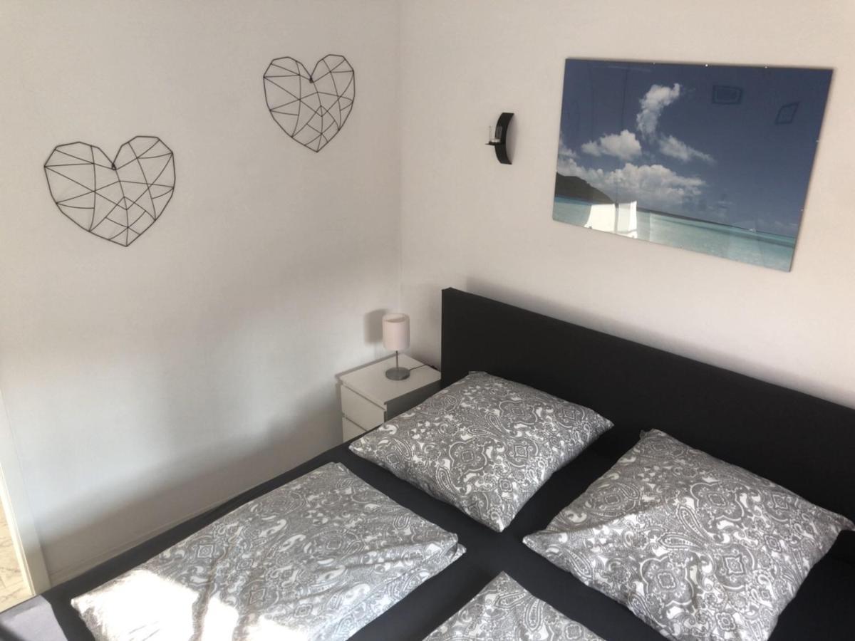 Dachgeschosswohnung-15min Vom Europa Park Entfernt Apartament *