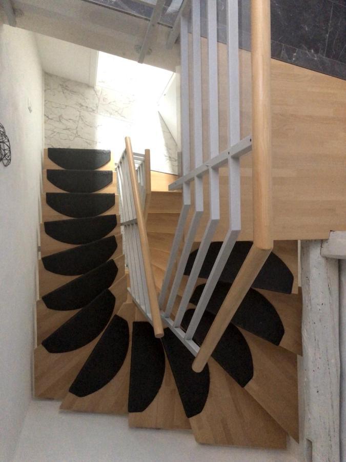 Apartment Dachgeschosswohnung-15min Vom Europa Park Entfernt *