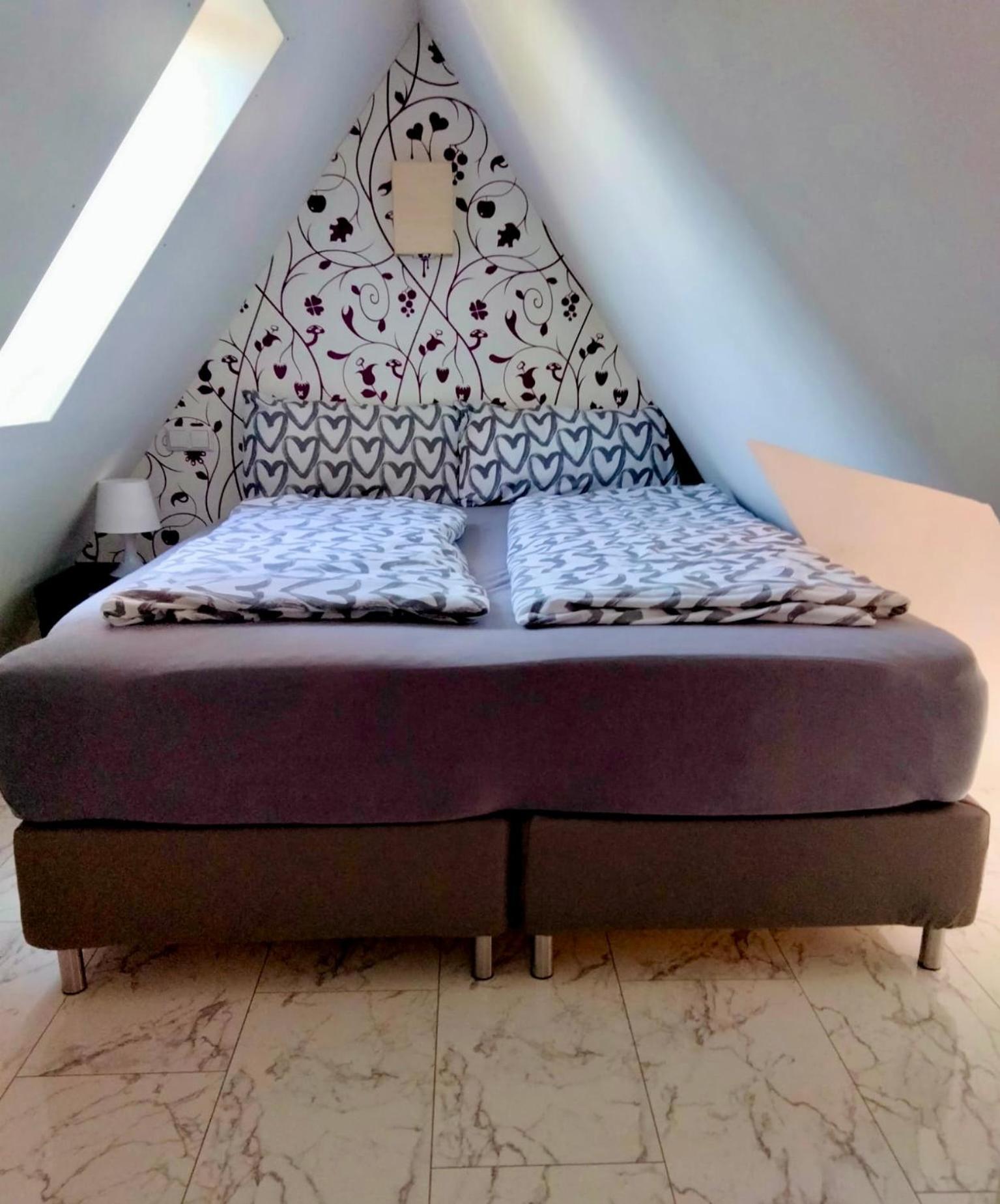 Apartament Dachgeschosswohnung-15min Vom Europa Park Entfernt *